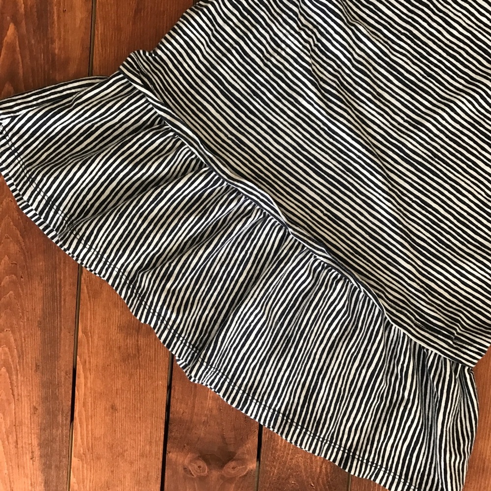 Old Navy & White Stripe Ruffle Sleeveless Tank - Picture 4 of 5